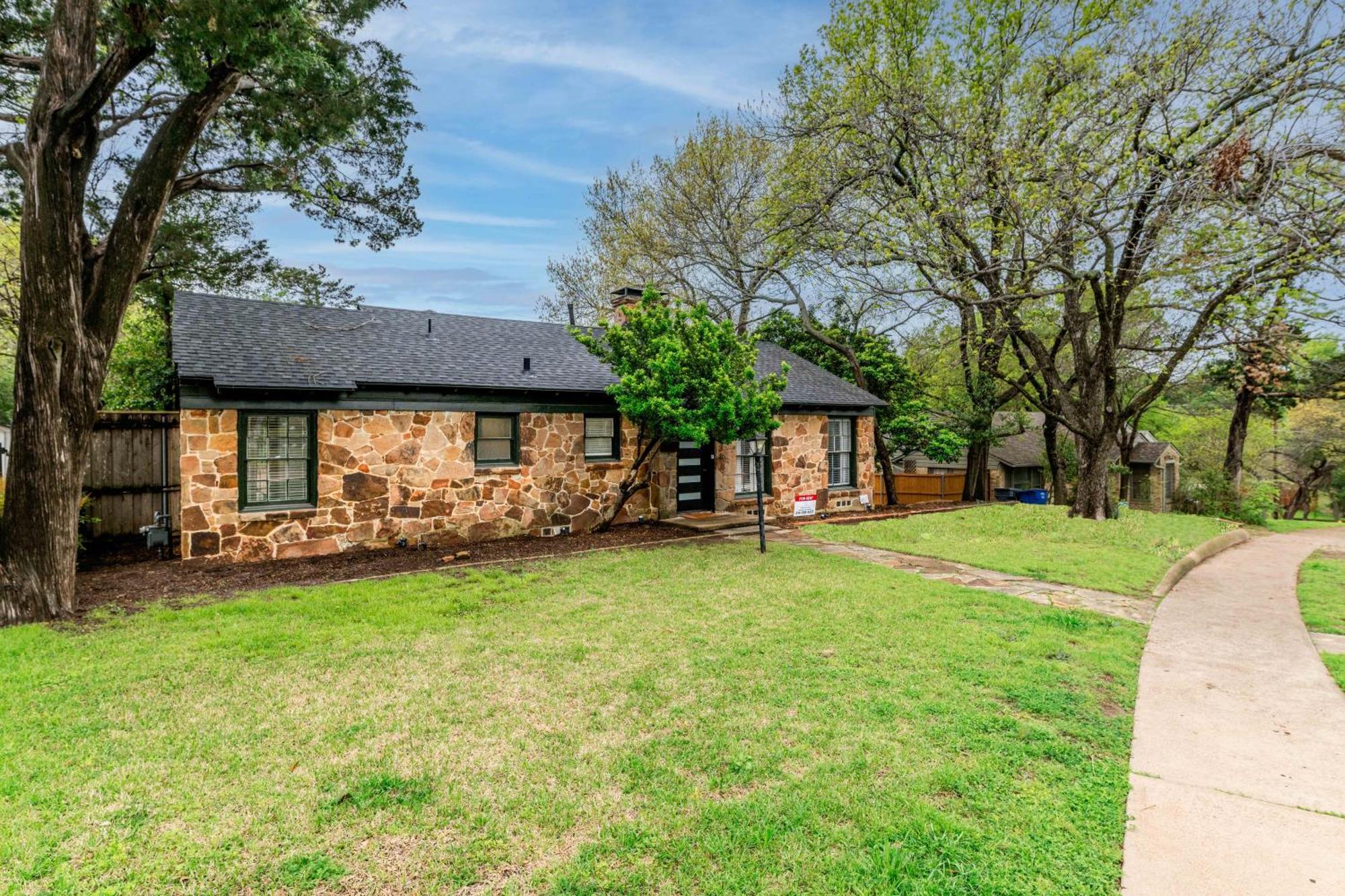 Kessler Park Getaway Villa Dallas Exterior photo